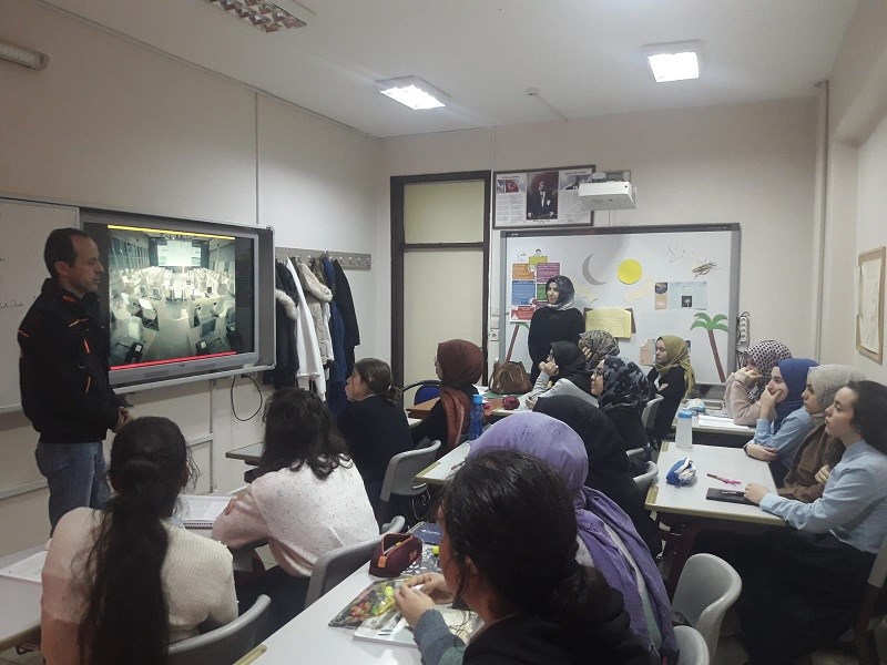  Şehit Yıldız Gürsoy Kız Anadolu İmam Hatip Lisesi ’nde Eğitim  29 Kasım 2019 tarihinde Edirne  Şehit Yıldız Gürsoy Kız Anadolu 3